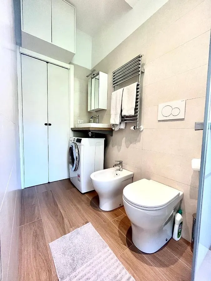 Citta Studi M4 Subway Linate, City Center 10 Min, Luminoso Appartamento Full Optional Wi-Fi 米兰 0*,  意大利